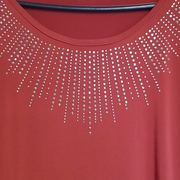 Burnt orange sparkle top - Picture 2 of 6